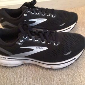 Brooks Ghost 15 Sneakers